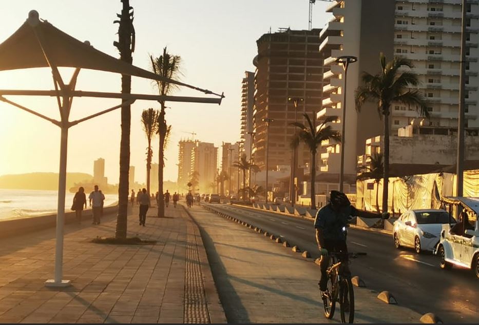 malecón de mazatlan 3